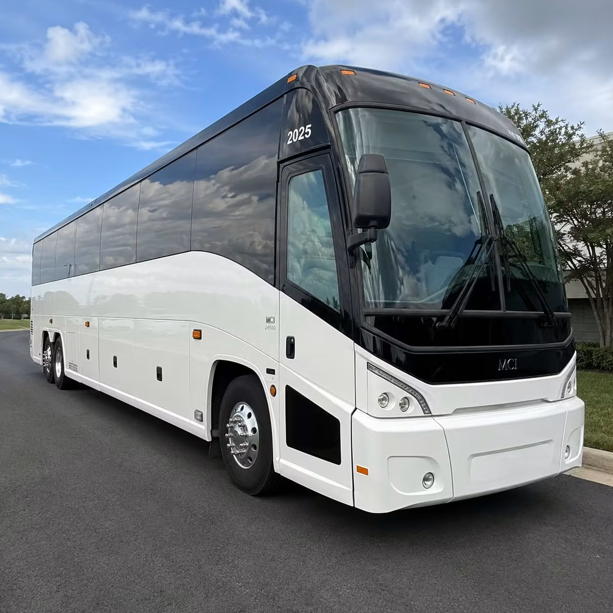 clovis wedding shuttle bus rentals that keep your guest list moving