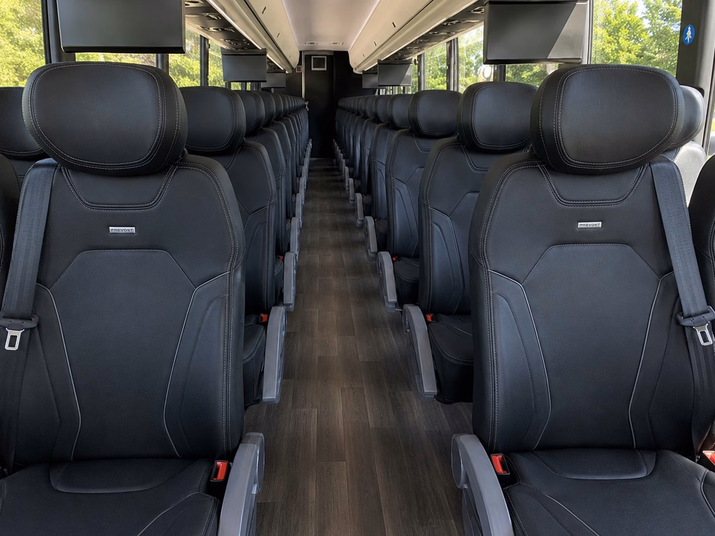 how where and when you re traveling affects your clovis bus rental rate