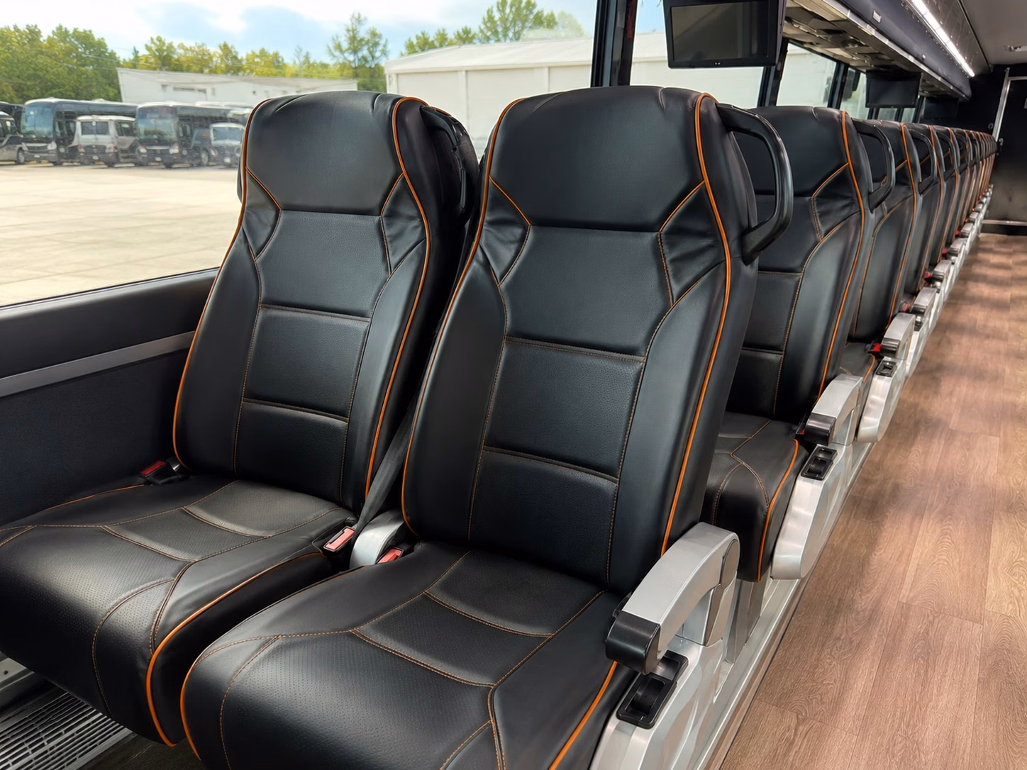 shuttle your guests between clovis wedding venues without the parking headache
